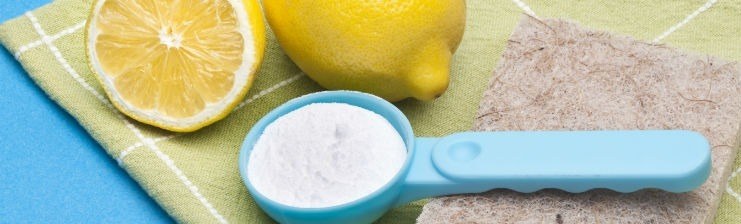 3 DIY Cleaning Products to Use At Home